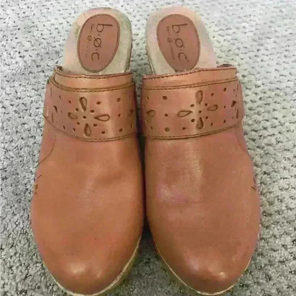 BOC leather clogs, 3 inch platform, cork look heel. Size: 8US/38.  Camel color